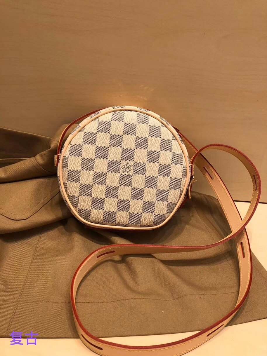 Anum Bags Detail
