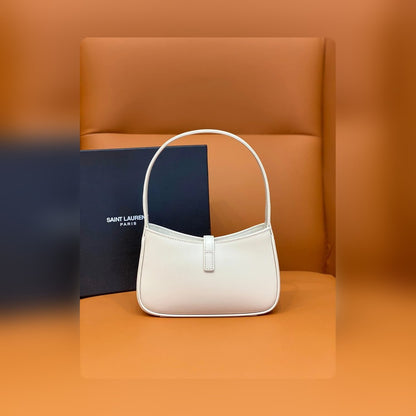 Anum Bags - Best High-End Brands in One Place - AFFORDABLE LUXURY BAGS - 15104