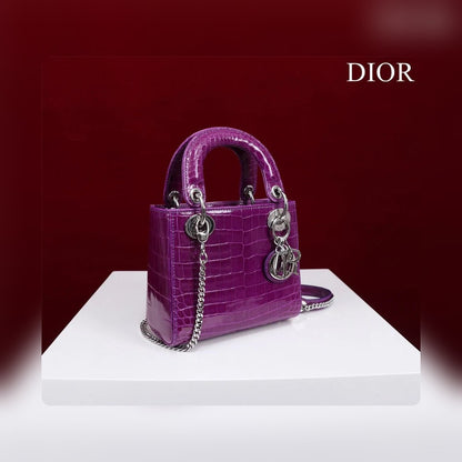 Anum Bags Detail