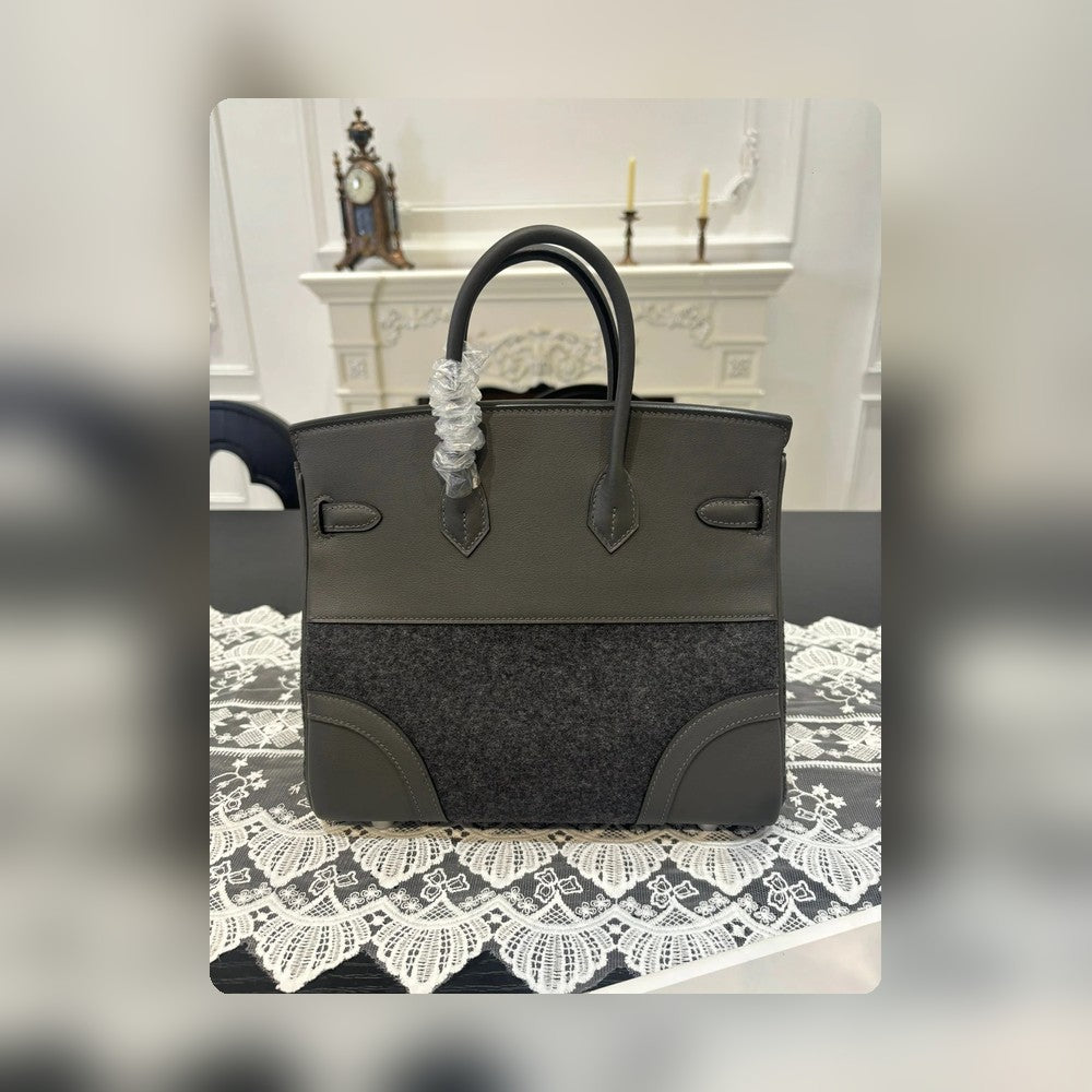new-luxury-designer-bags-nm23342