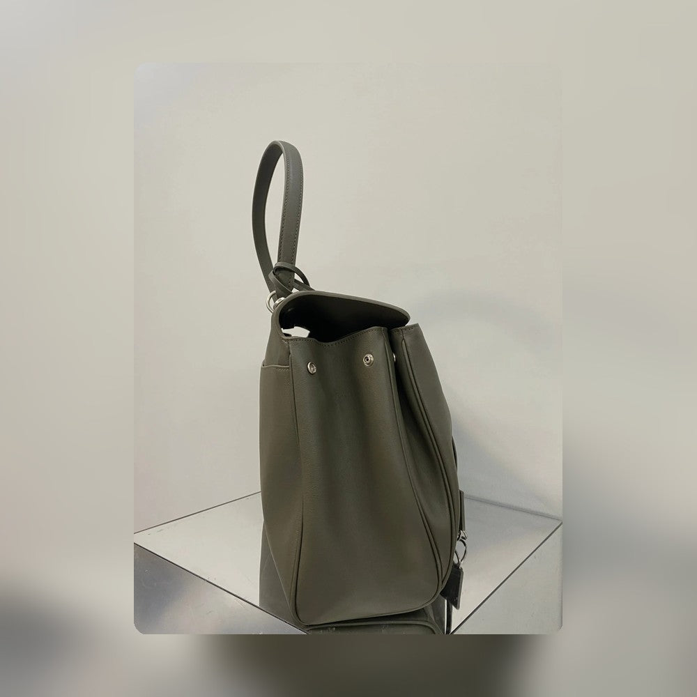 new-luxury-designer-bags-nm24562