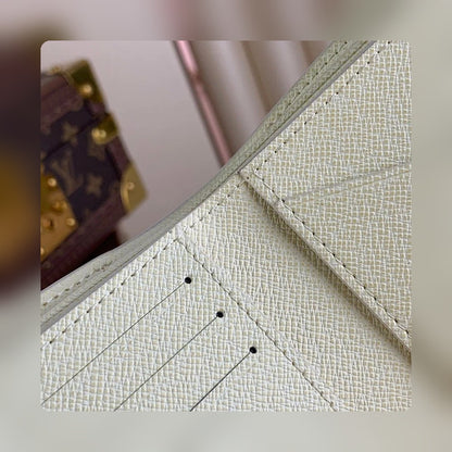 Anum Bags ln Luxury Bag --56505