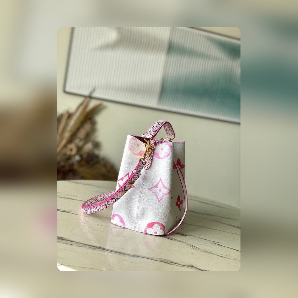 Anum Bags Detail