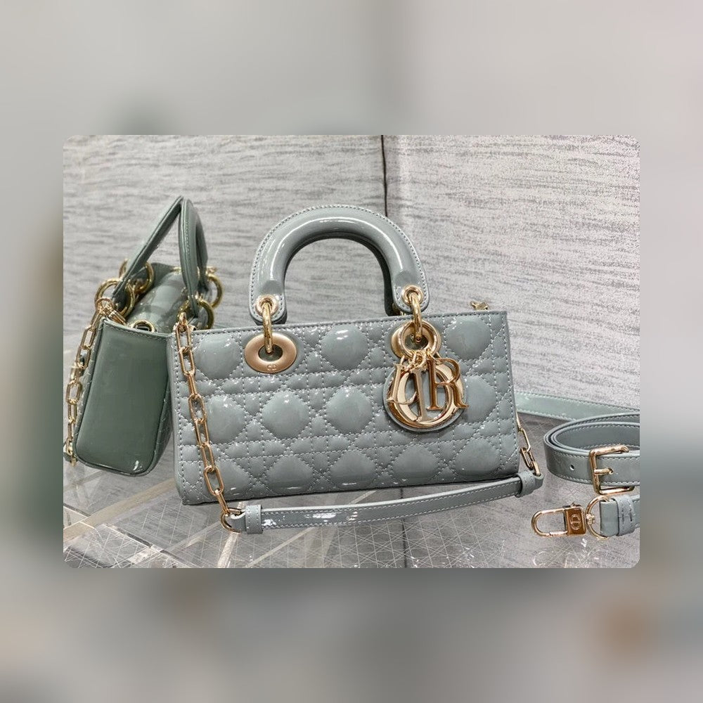 Anum Bags Detail