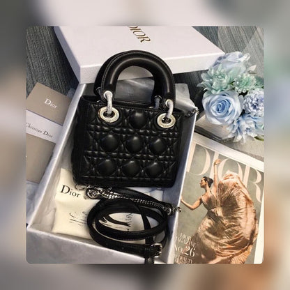 Anum Bags Detail