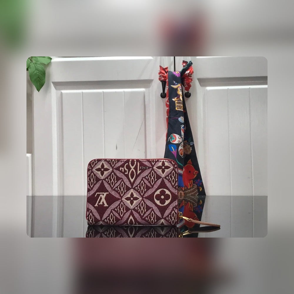 Anum Bags Detail