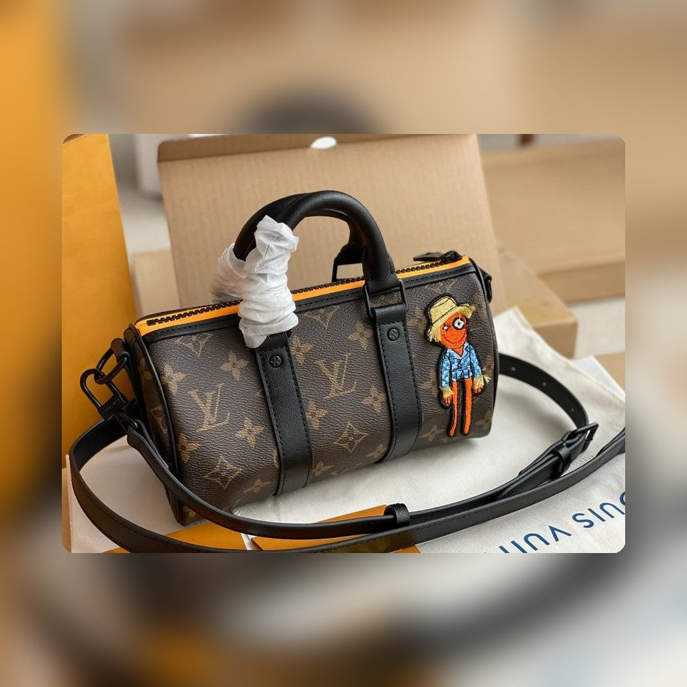 Anum Bags Detail