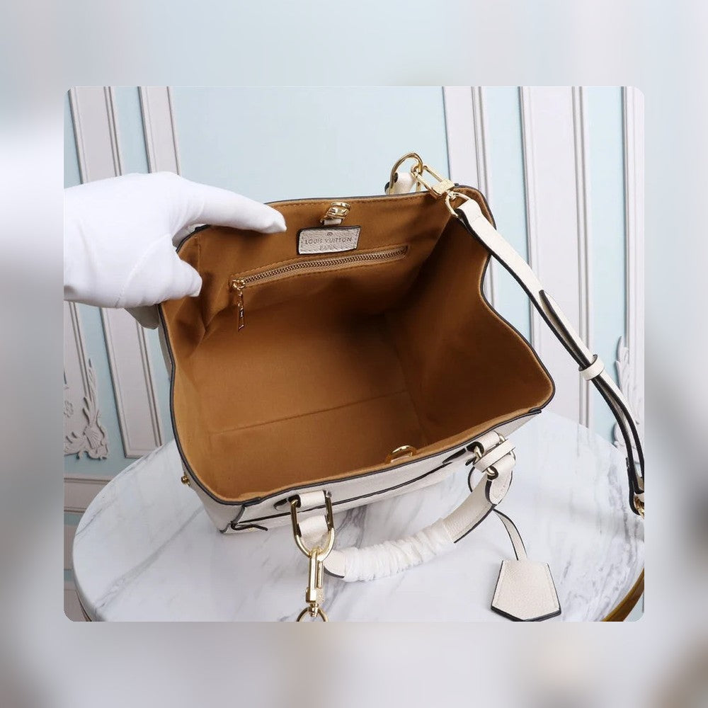 Anum Bags Detail