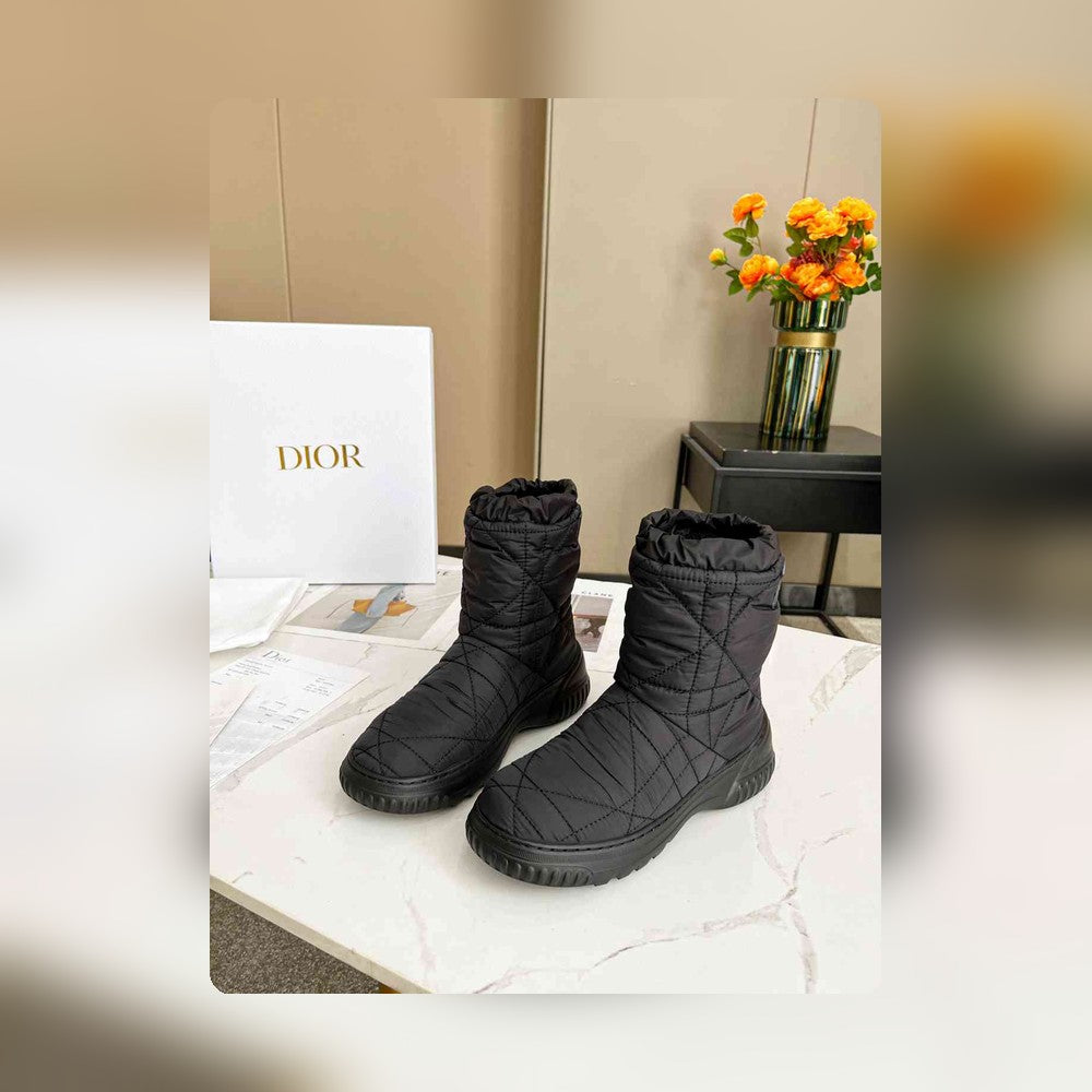 VBS FROST ANKLE BOOT BLACK QUILTED NYLON BLACK