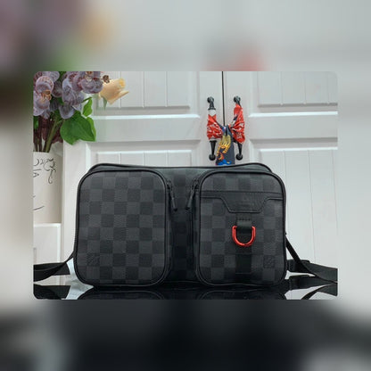 Anum Bags Detail