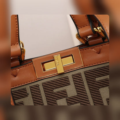 Anum Bags Detail