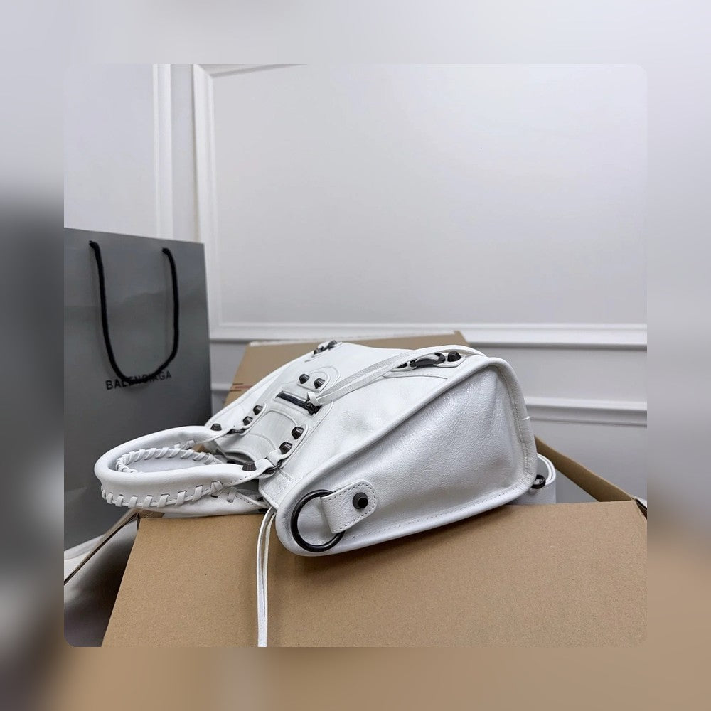 new-designer-premium-bags-nm24031