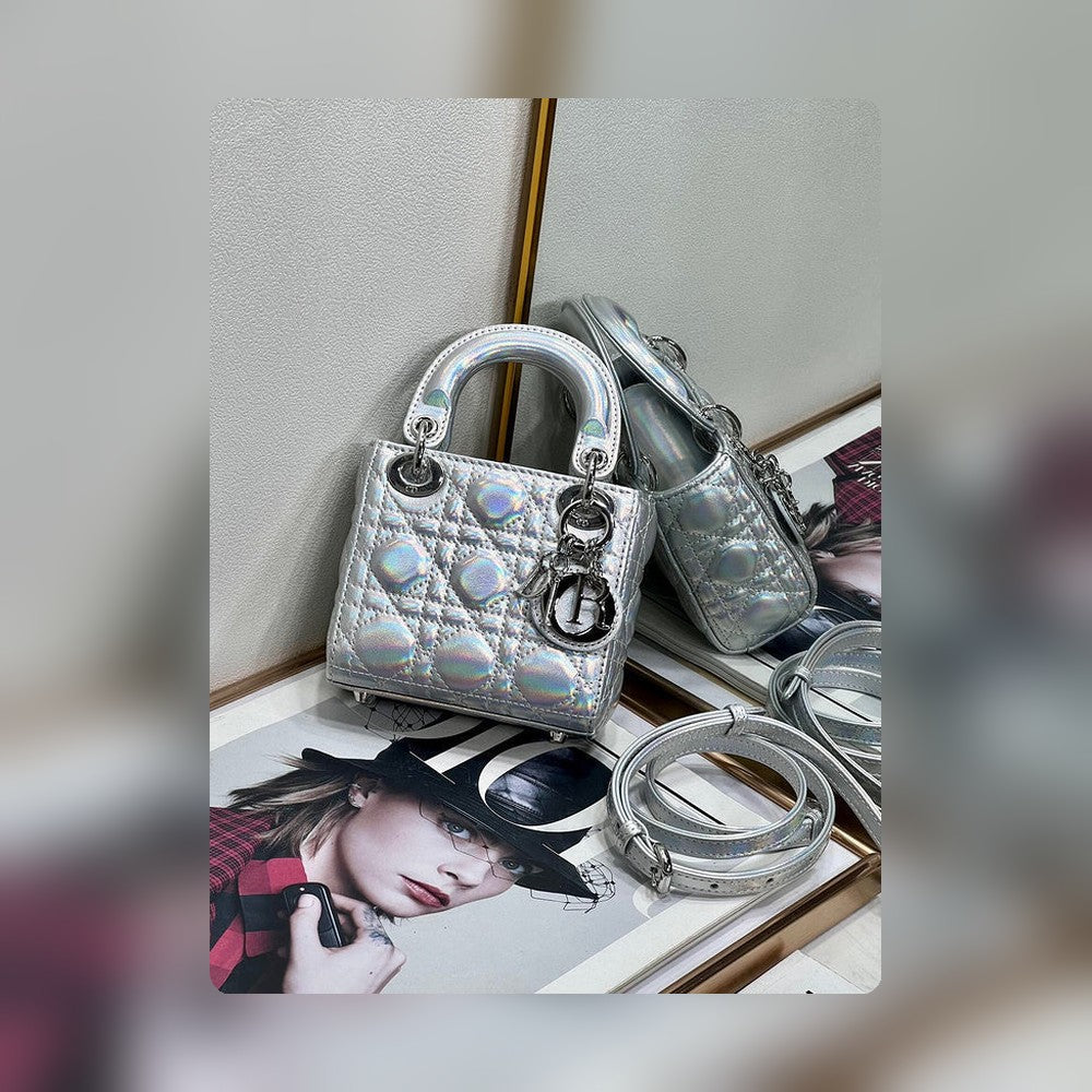 Anum Bags Detail
