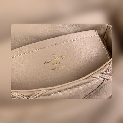 Anum Bags ln Luxury Bag --58403