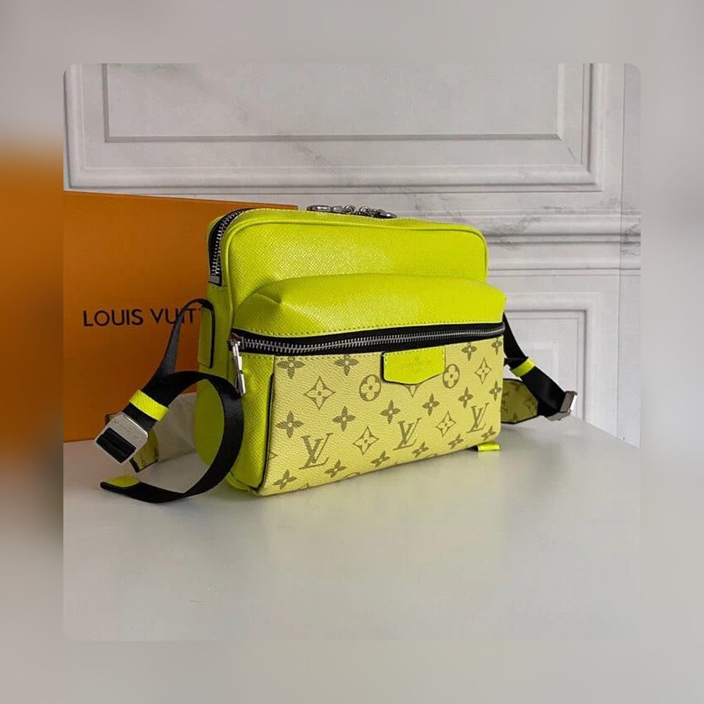 Anum Bags Detail