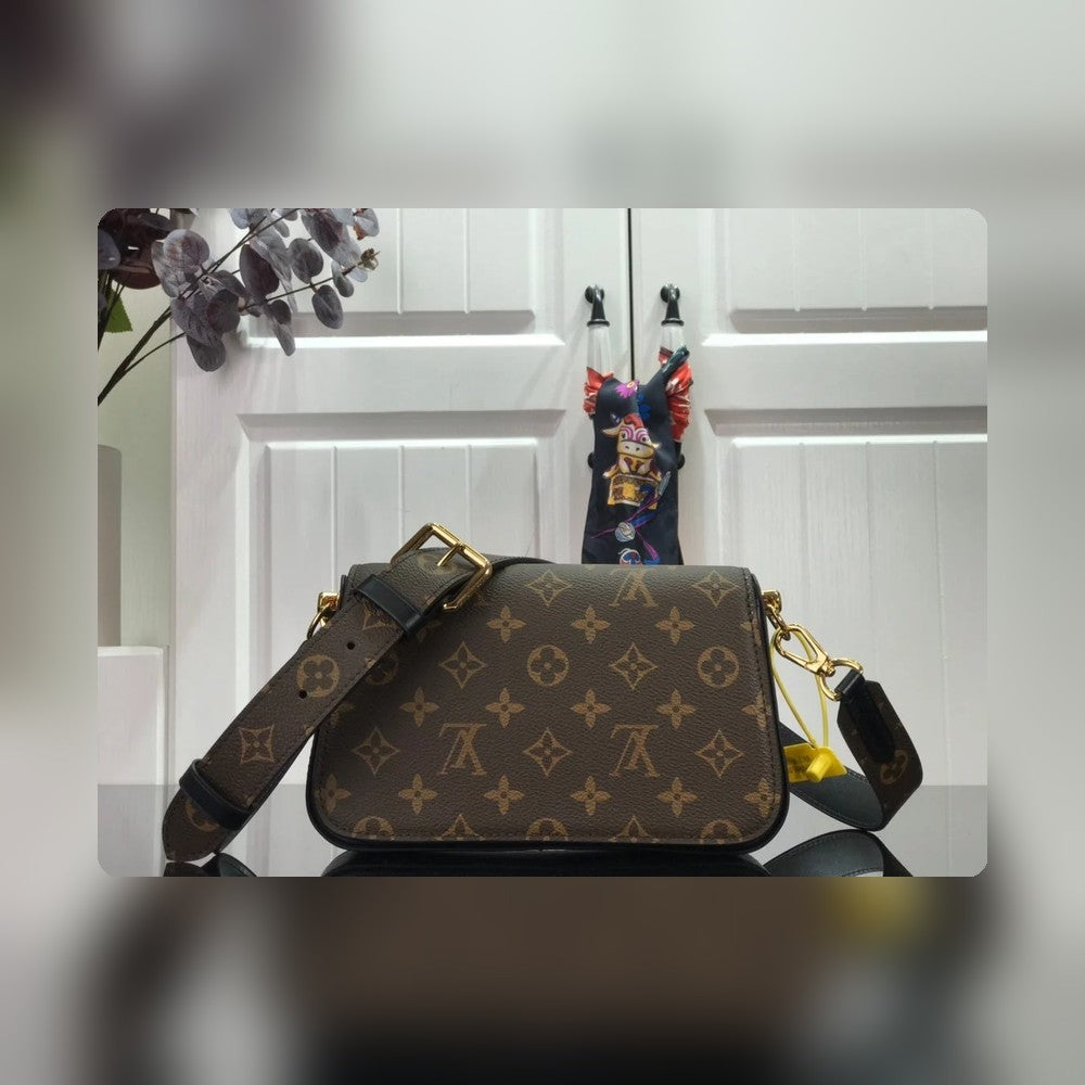 Anum Bags - DESIGNER BAGS FOR WOMEN - AFFORDABLE LUXURY BAGS - 4040