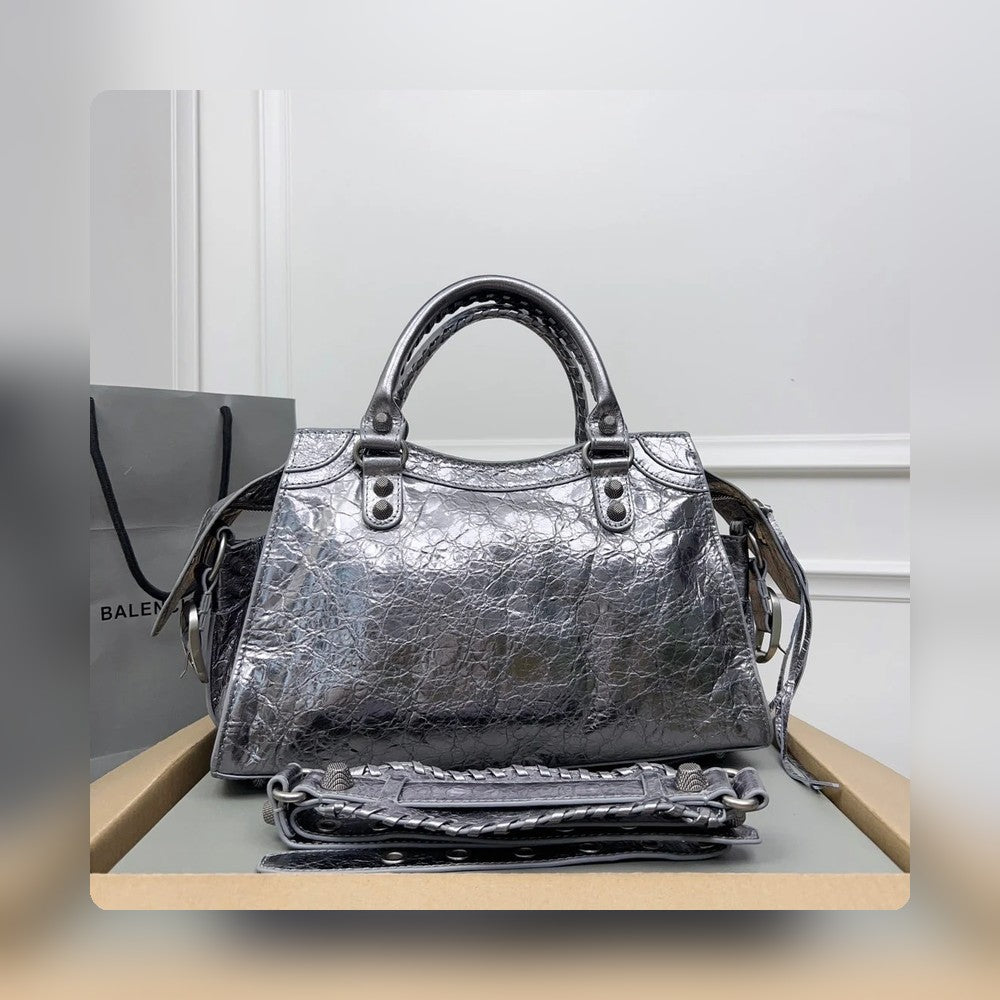 new-luxury-designer-bags-nm24282