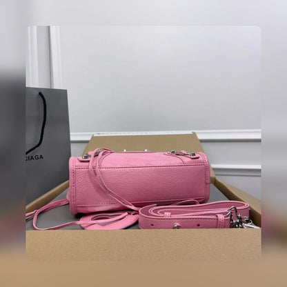 new-luxury-designer-bags-nm24054