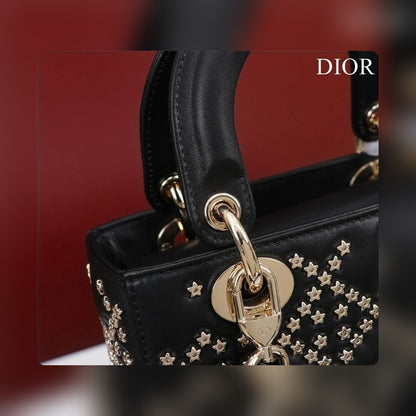 Anum Bags Detail