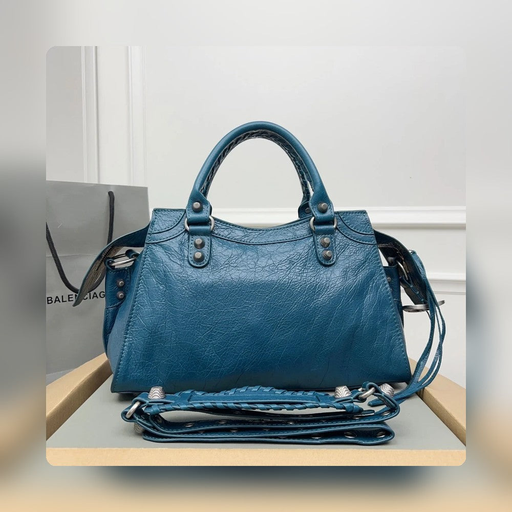 new-luxury-designer-bags-nm24283