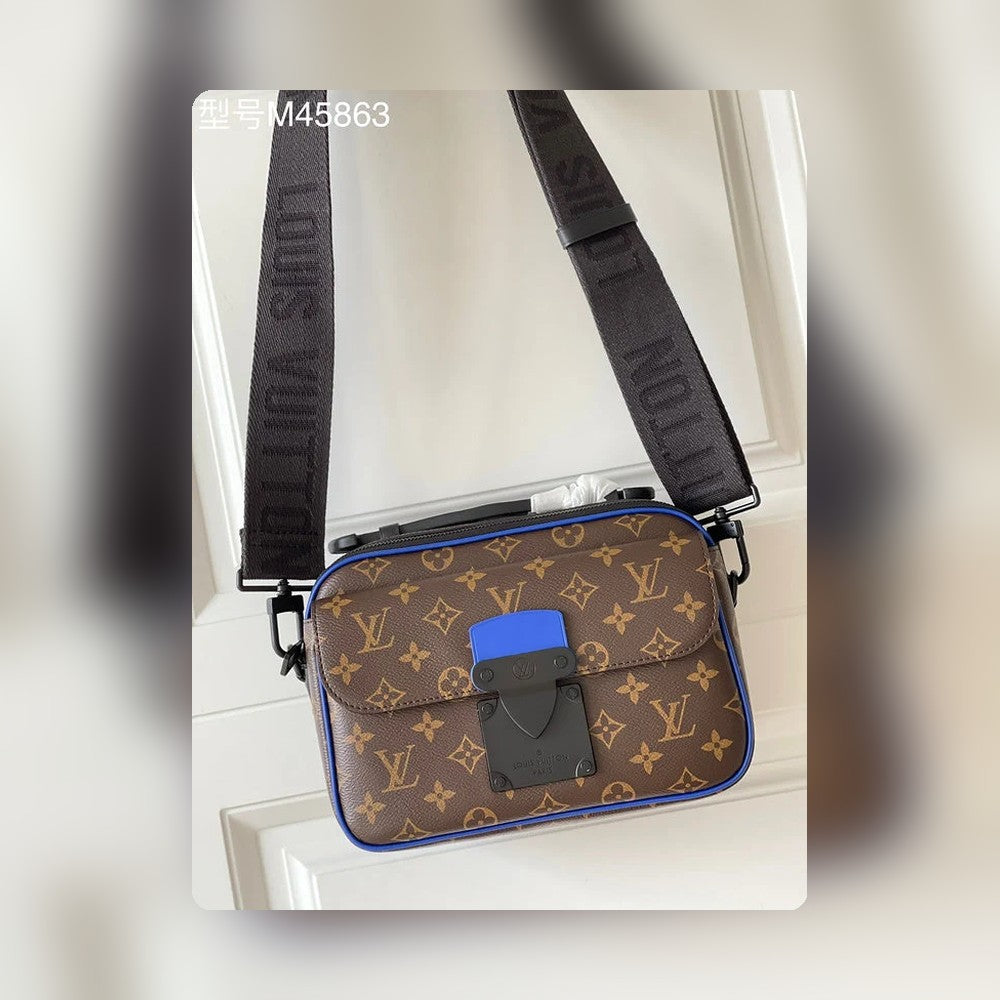 Anum Bags Detail