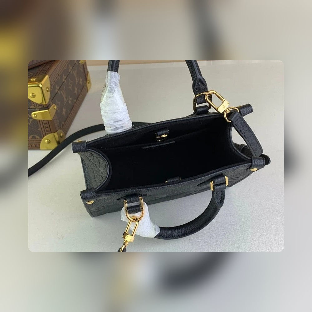Anum Bags ln Luxury Bag --56762