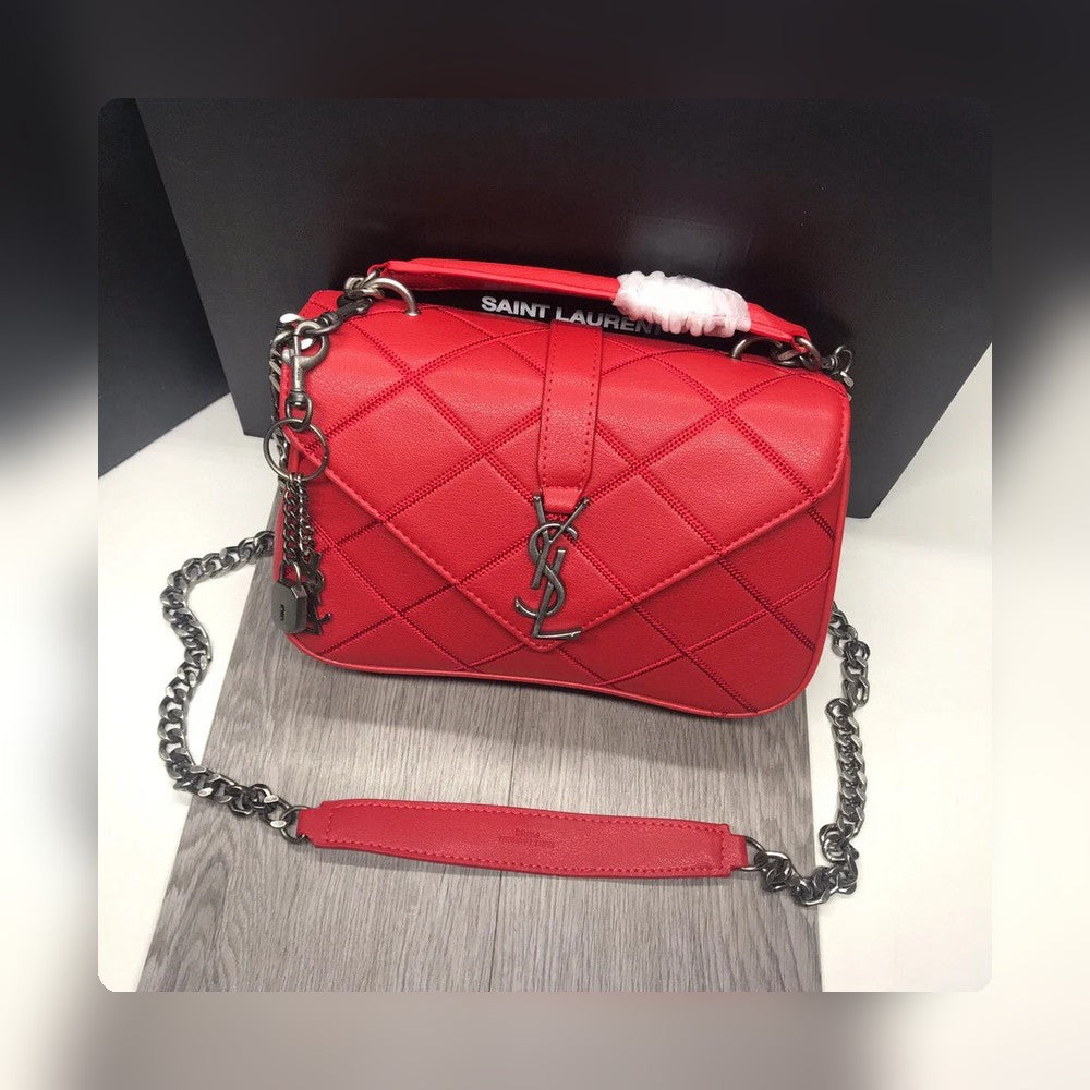 Anum Bags Detail