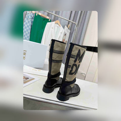 VBS D MAJOR BOOT WITH MISS VBS PRINT WARM TAUPE KDI929CMV S44X