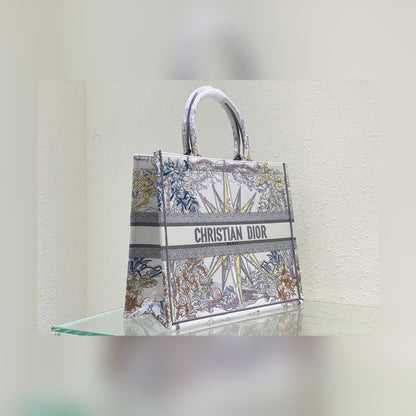 Anum Bags Detail