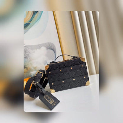 Anum Bags Detail