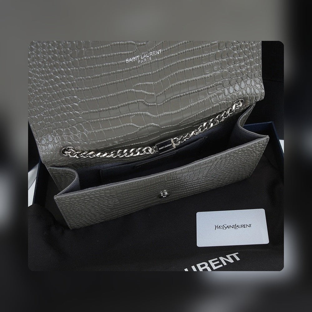 Anum Bags Detail