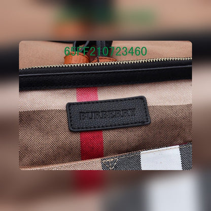 Anum Bags Detail
