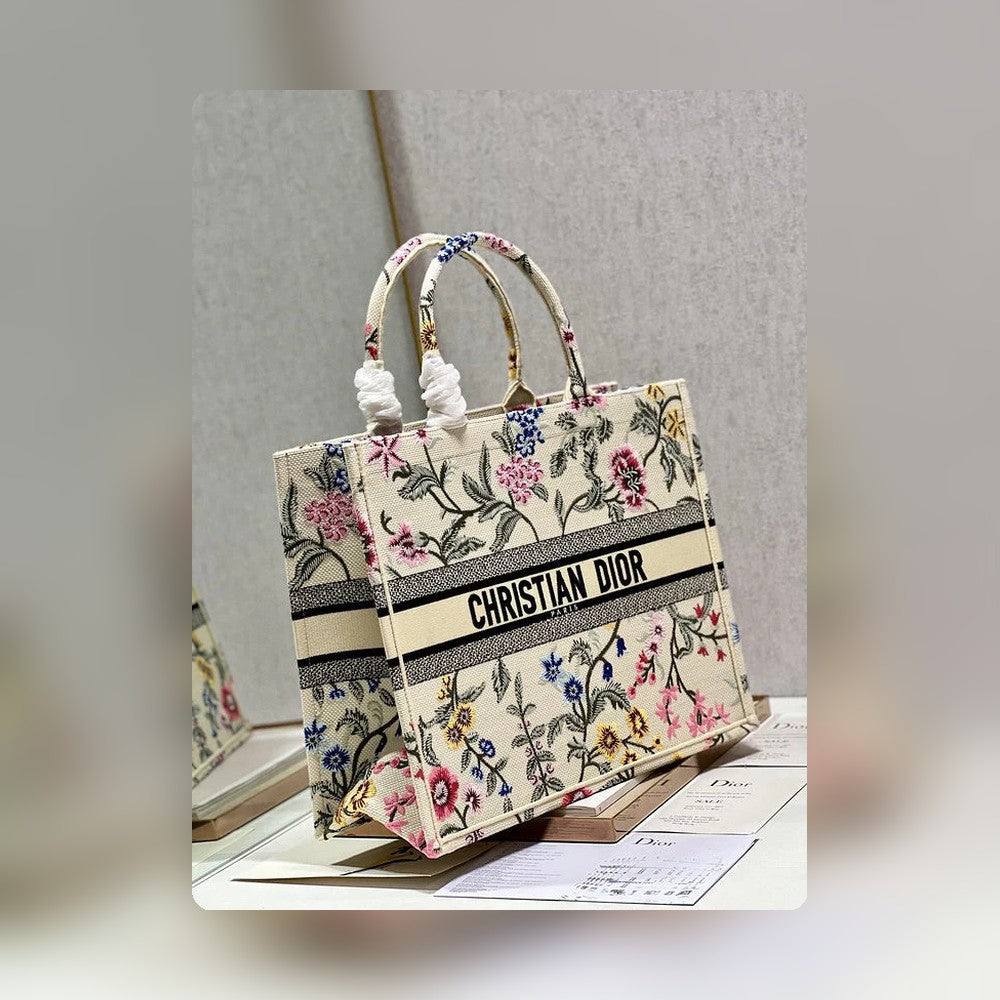 Anum Bags Detail