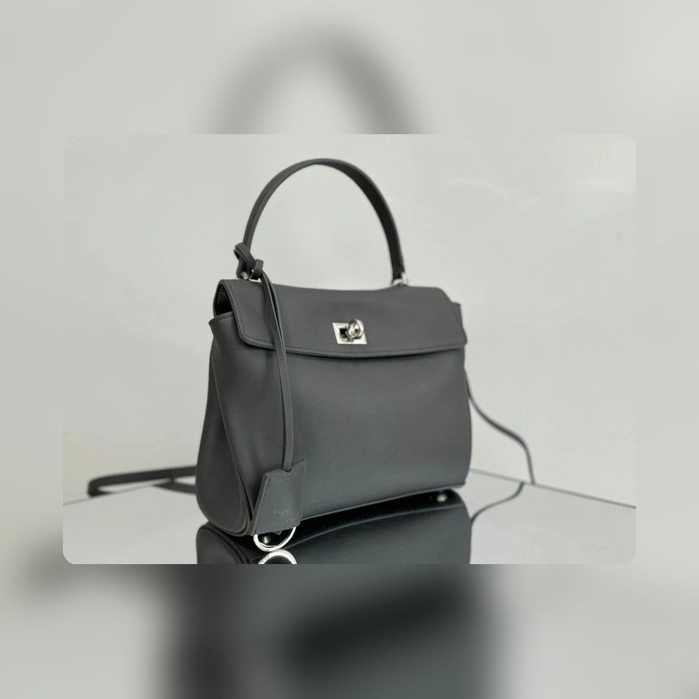 new-designer-premium-bags-nm24563