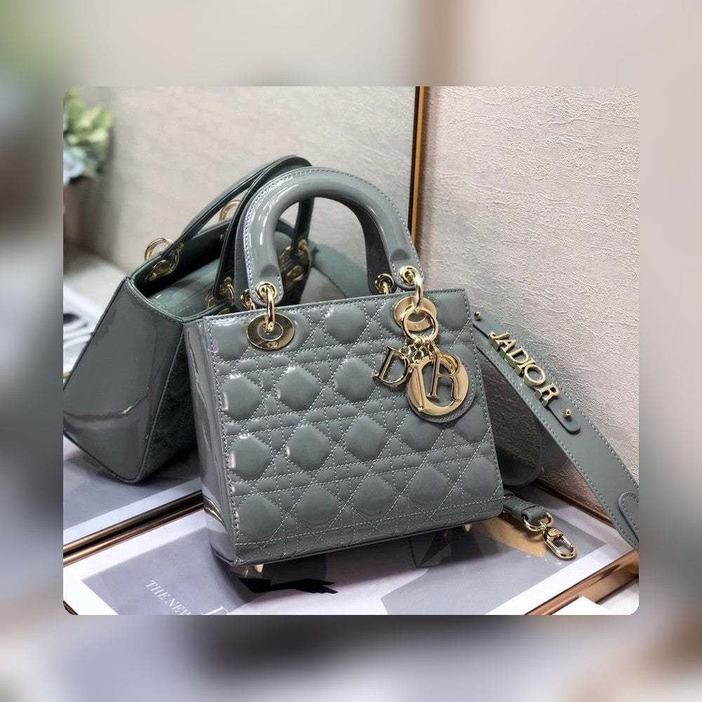Anum Bags Detail