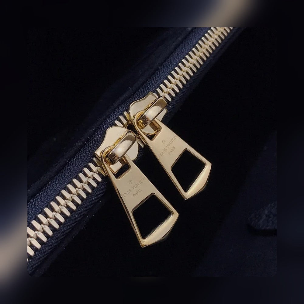 Anum Bags ln Luxury Bag --58285