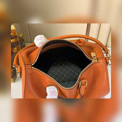 Anum Bags ln Luxury Bag --56838