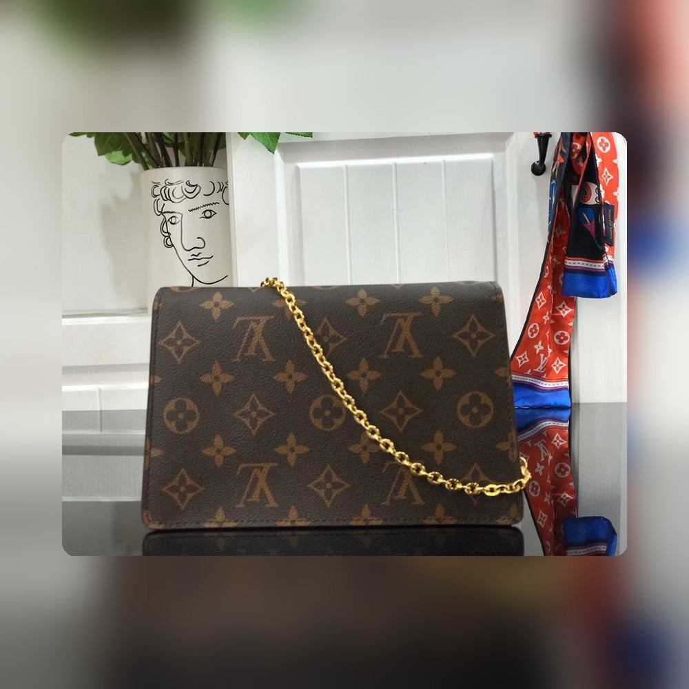 Anum Bags Detail
