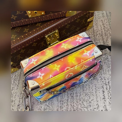Anum Bags Detail