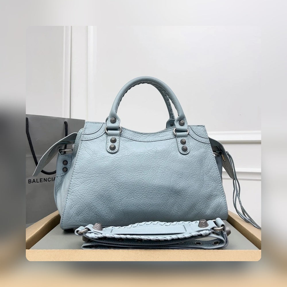 new-luxury-designer-bags-nm24271