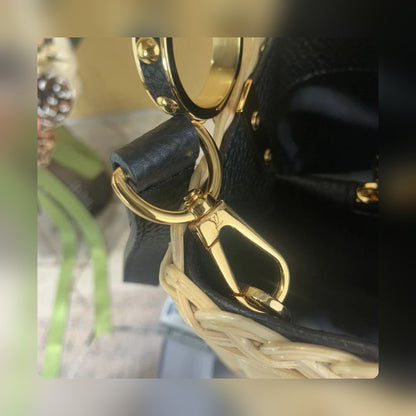 Anum Bags - High-Quality Designer Products for You - AFFORDABLE LUXURY BAGS - 16054