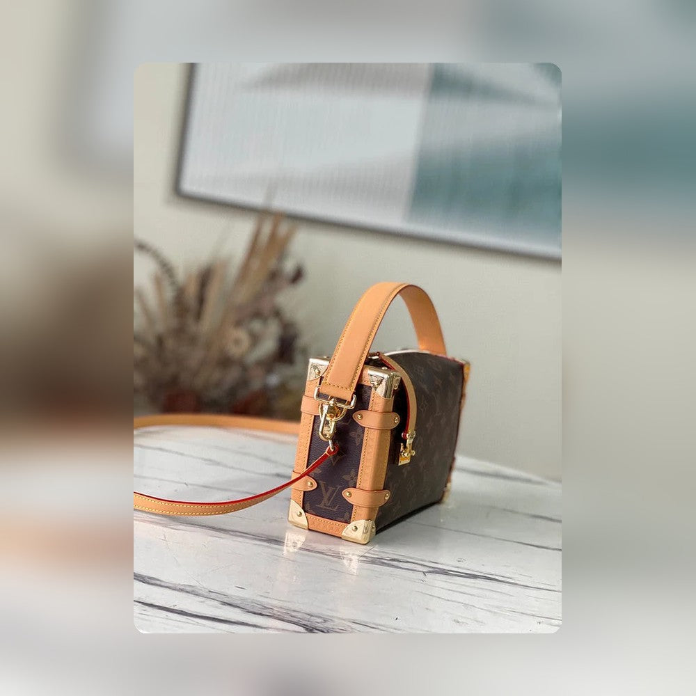 Anum Bags Detail