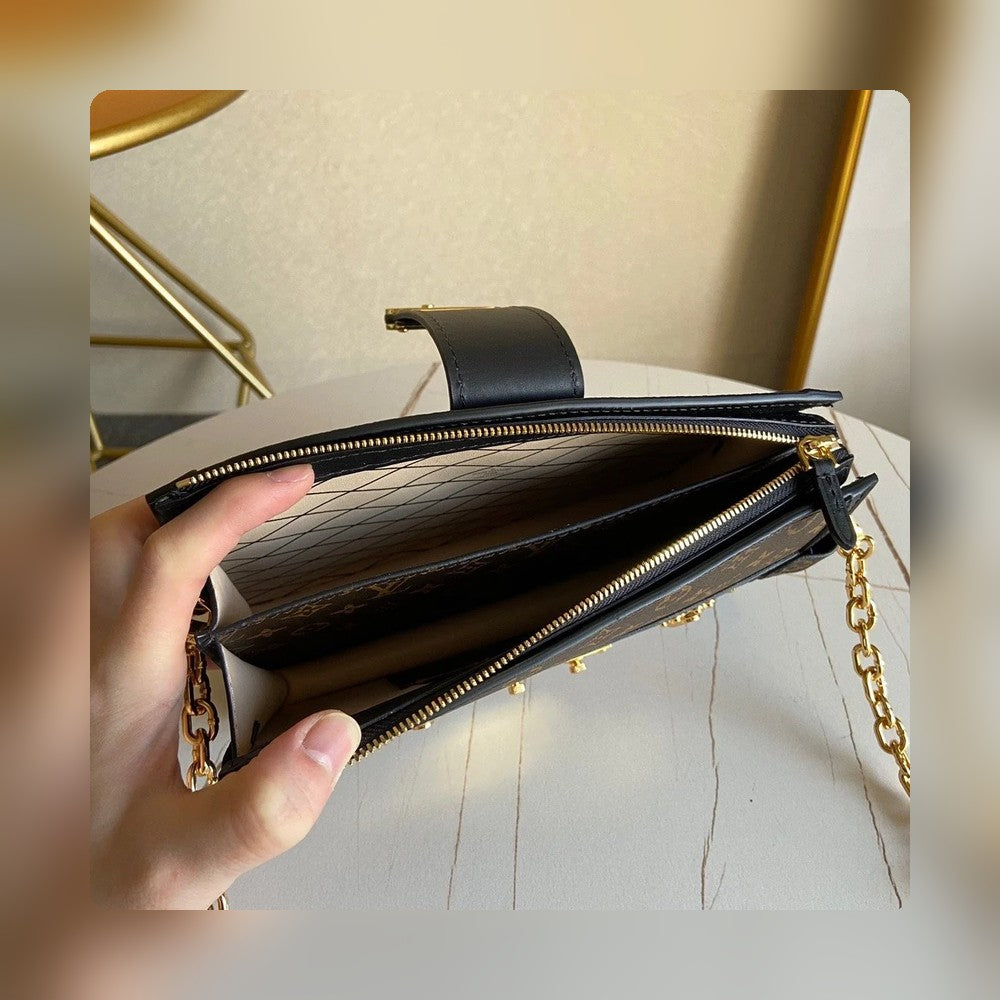 Anum Bags Detail