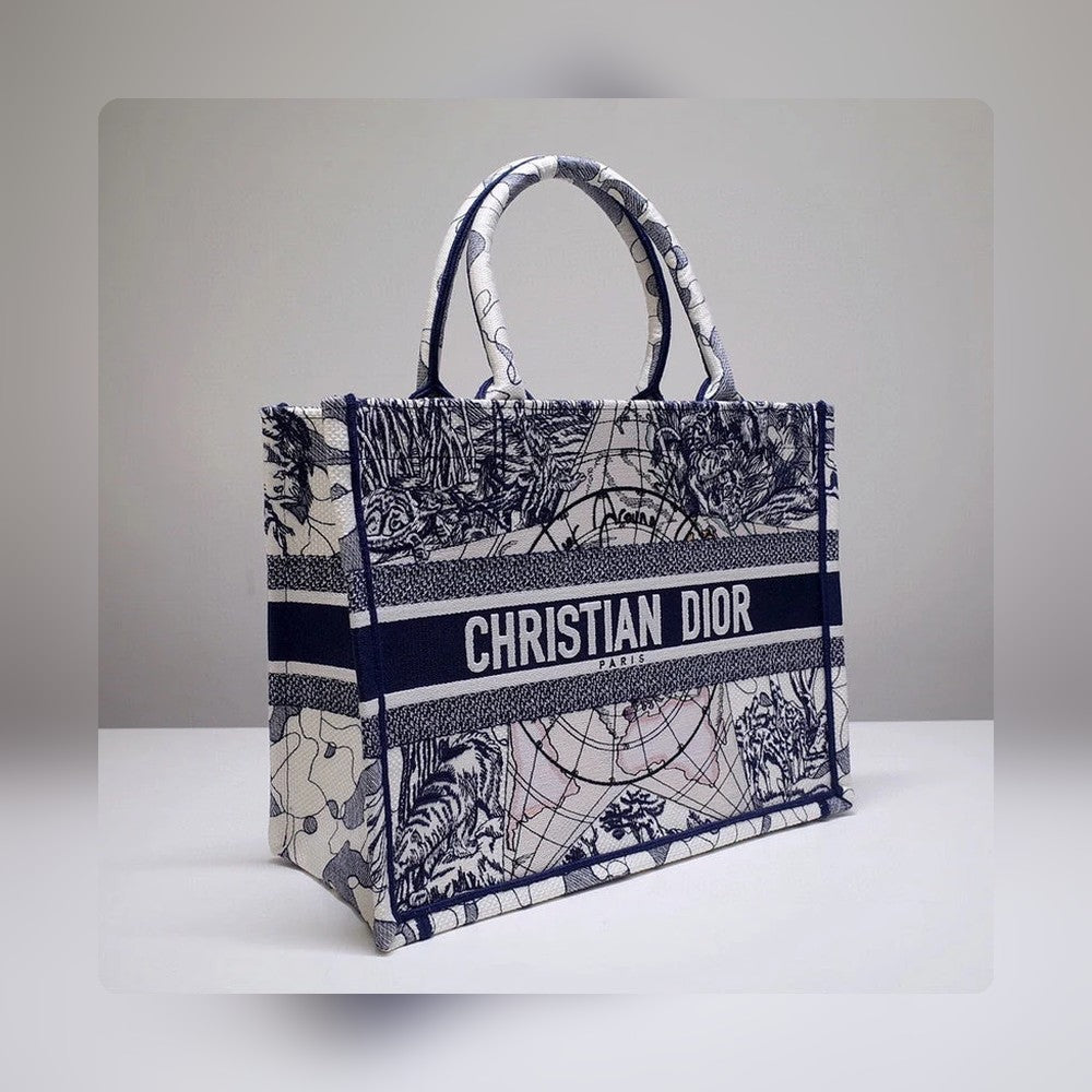 Anum Bags Detail