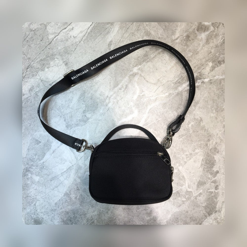 new-luxury-designer-bags-nm24488