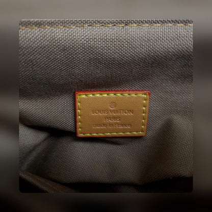 Anum Bags Detail