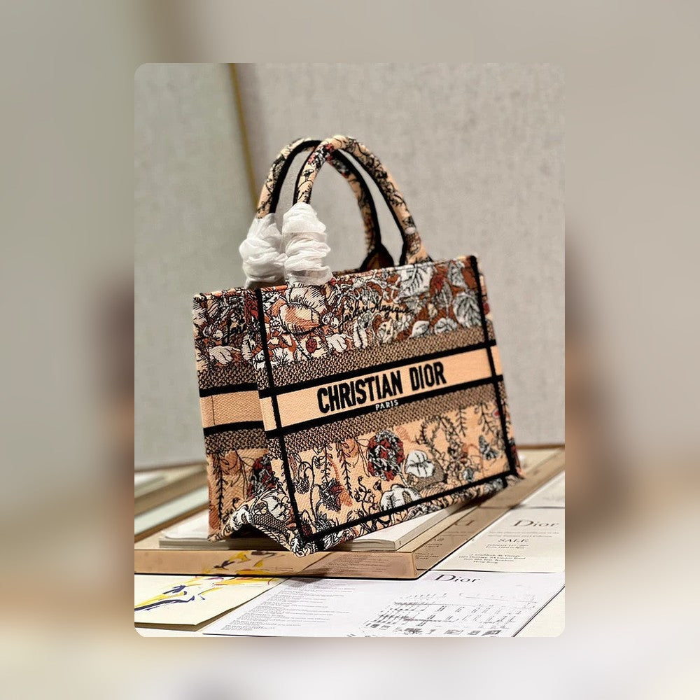 Anum Bags Detail
