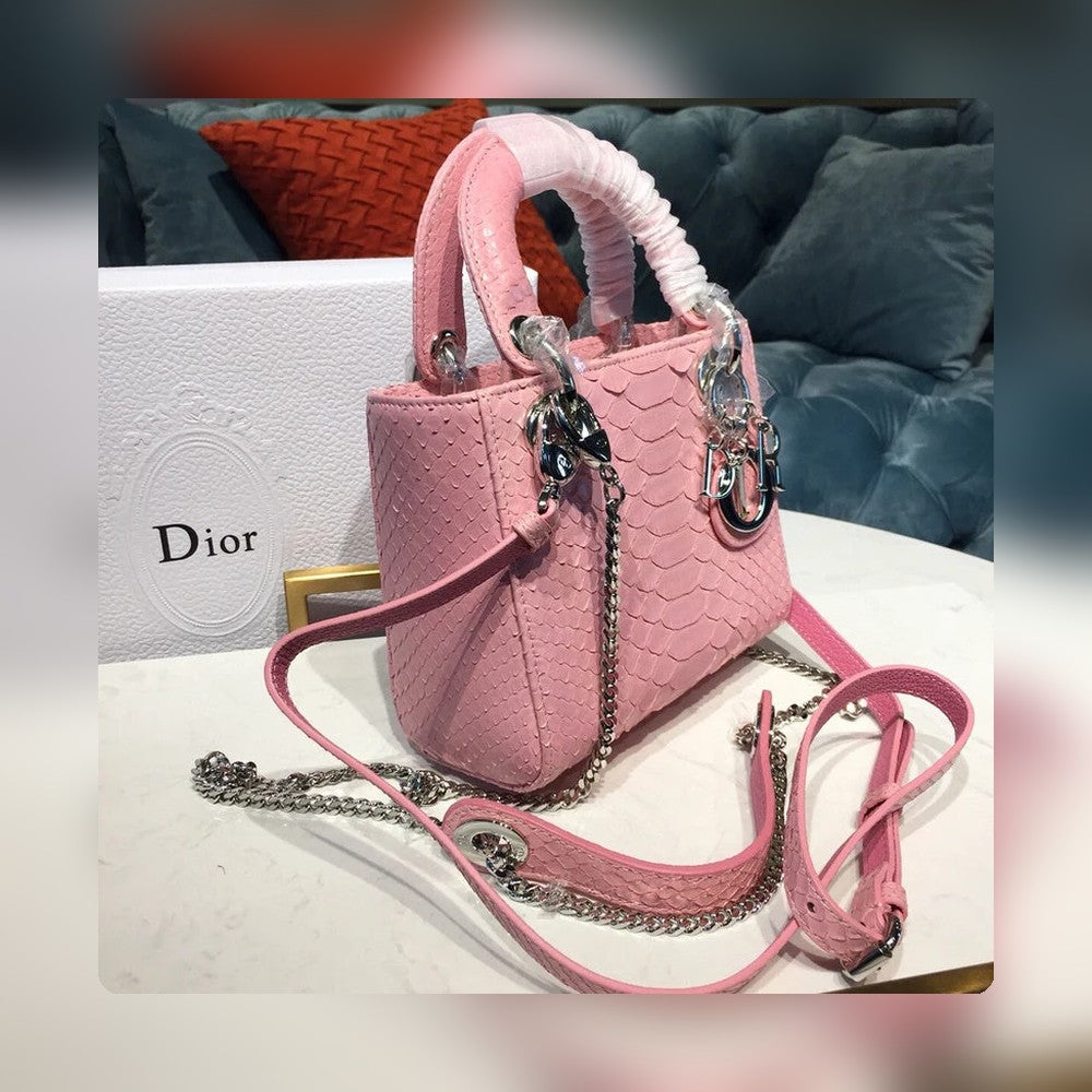 Anum Bags Detail