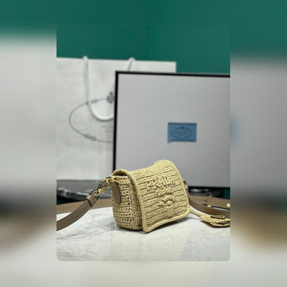 Anum Bags Detail