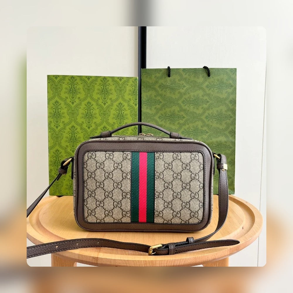 Anum Bags Detail